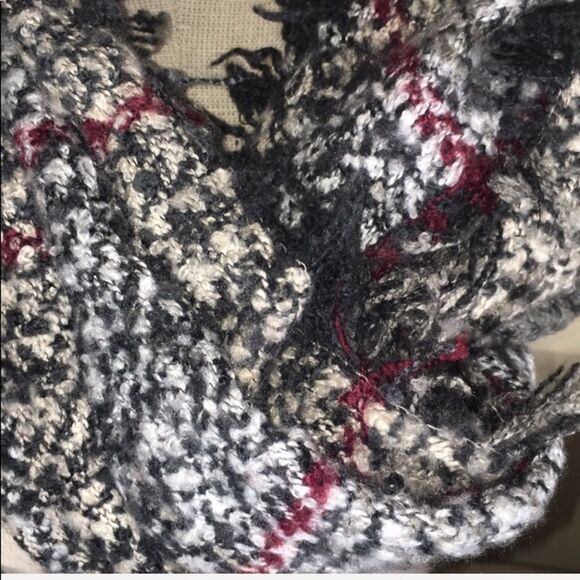 Boho Chunky Plaid Oversized Knit Scarf with Fringe | Cozy Winter Wrap 6’x3’ - Picture 10 of 16